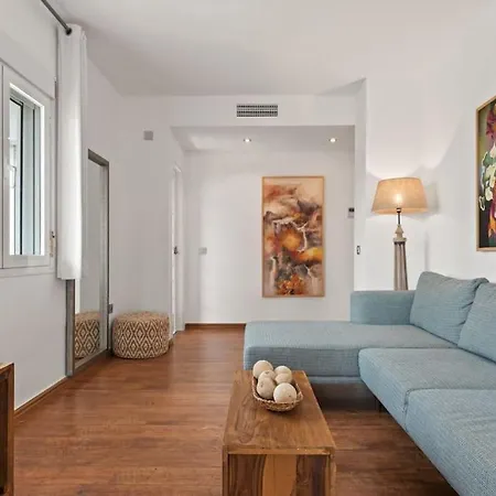 Gorgeous 3 Bedroom With Sea Views, Pool *